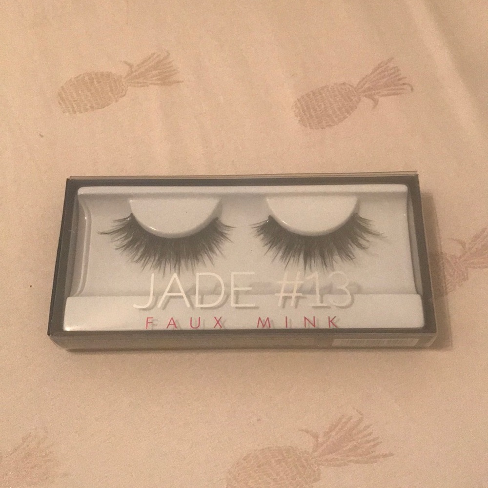✨Huda Beauty Jade #13 Eyelashes